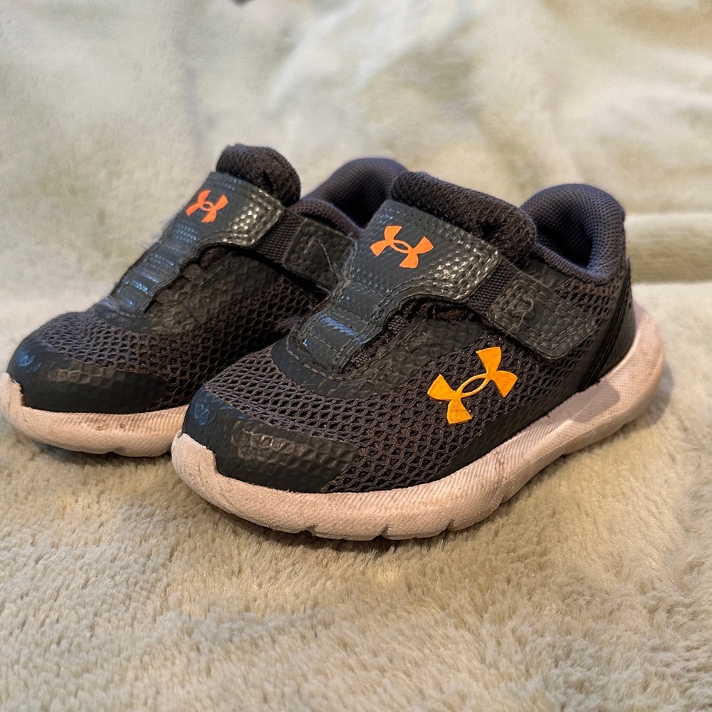 Under Armour Kids' Black and Orange Sneakers